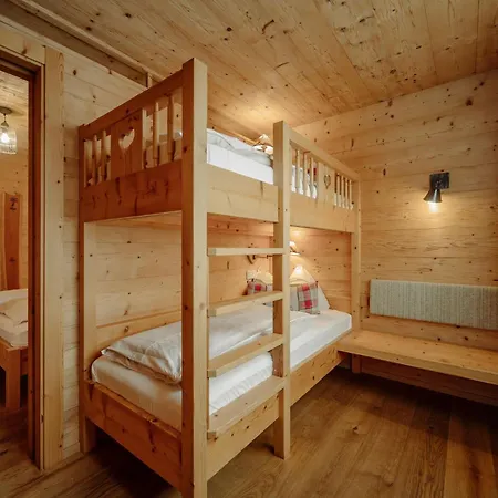 Ferienpark Almdorf Reiteralm 4*
